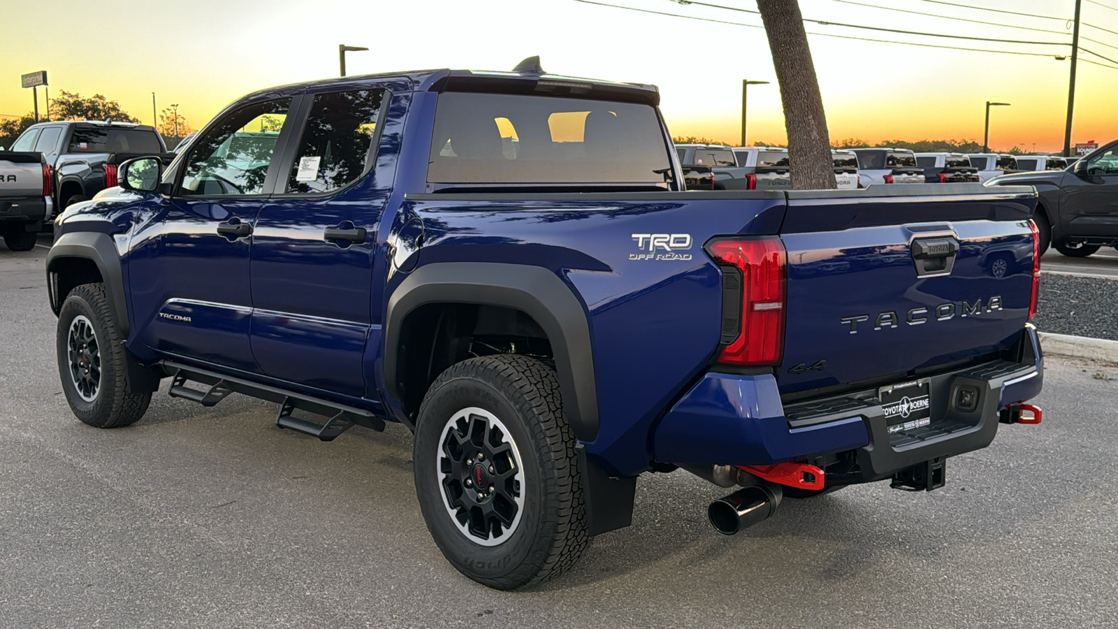 2024 Toyota Tacoma TRD Off-Road 6