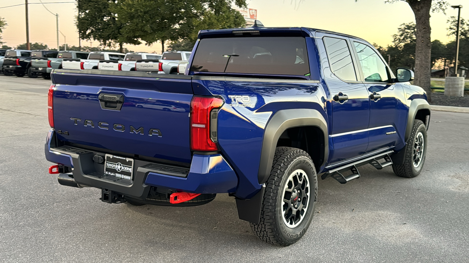 2024 Toyota Tacoma TRD Off-Road 8