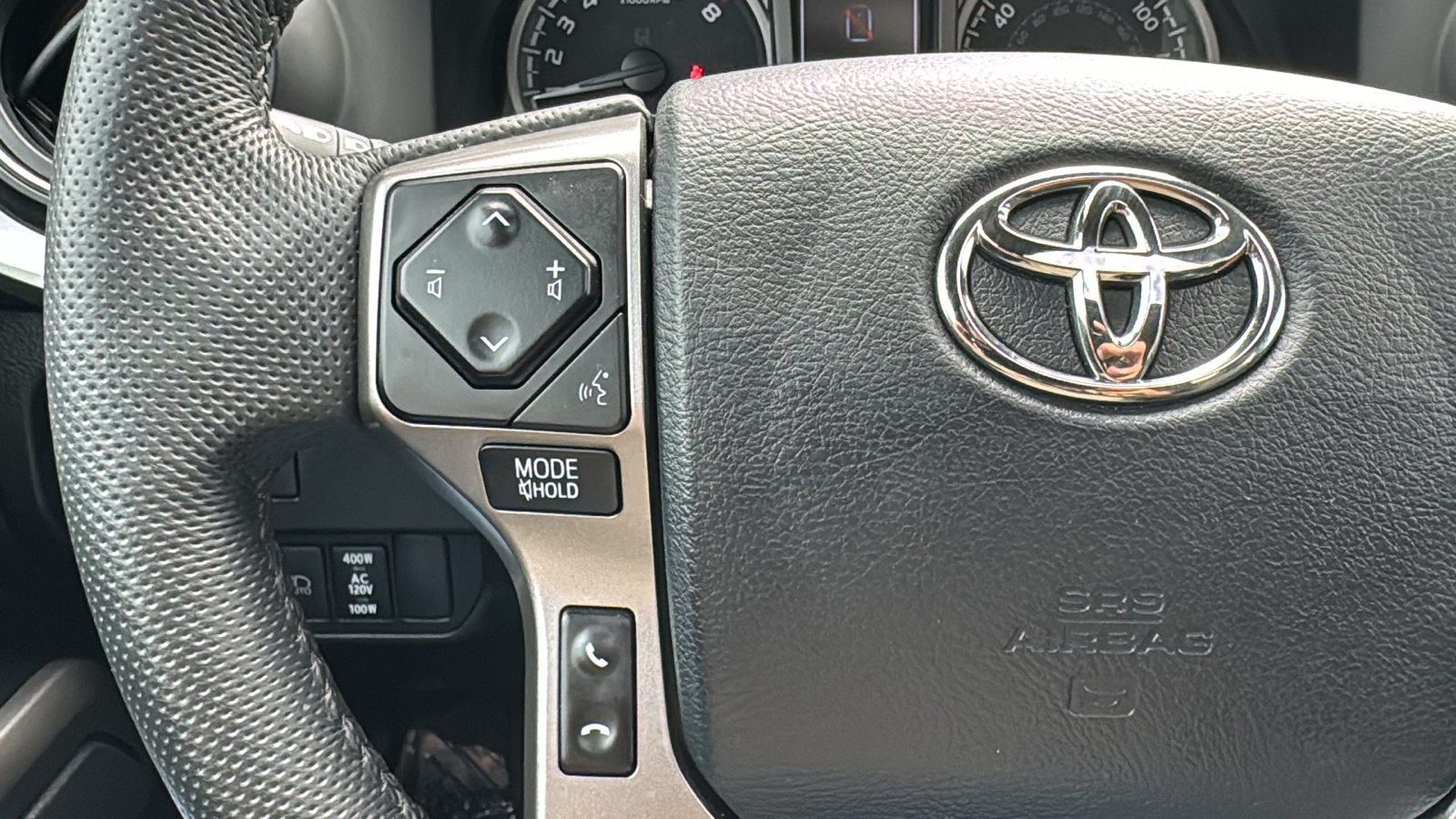 2023 Toyota Tacoma Limited 21