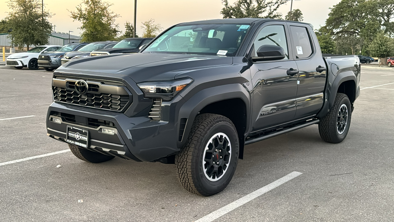 2024 Toyota Tacoma TRD Off-Road 3