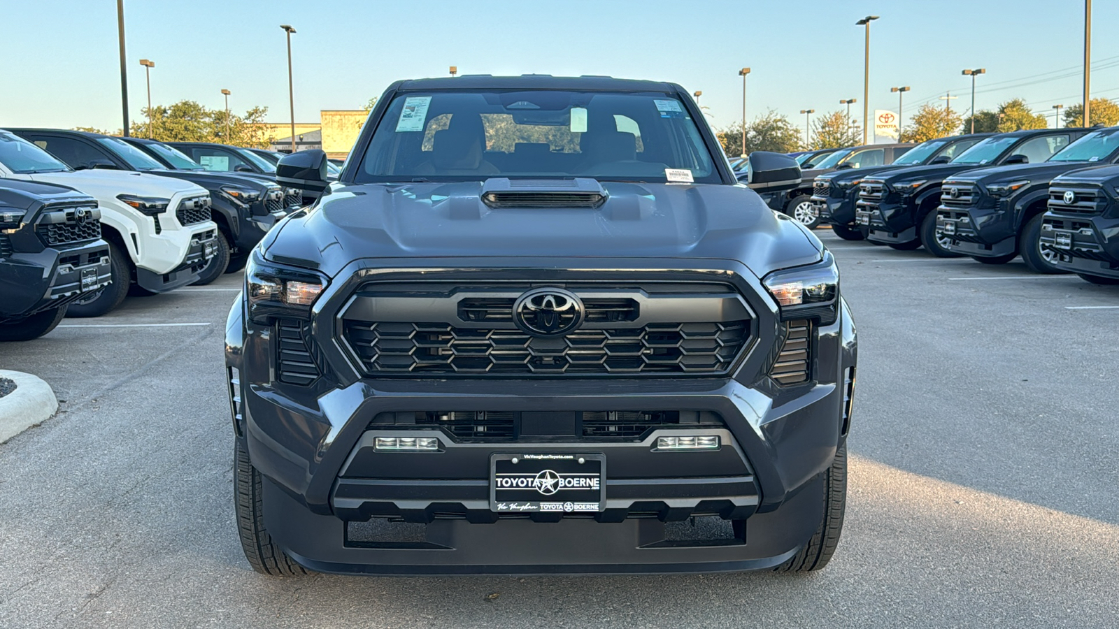 2024 Toyota Tacoma TRD Sport 2