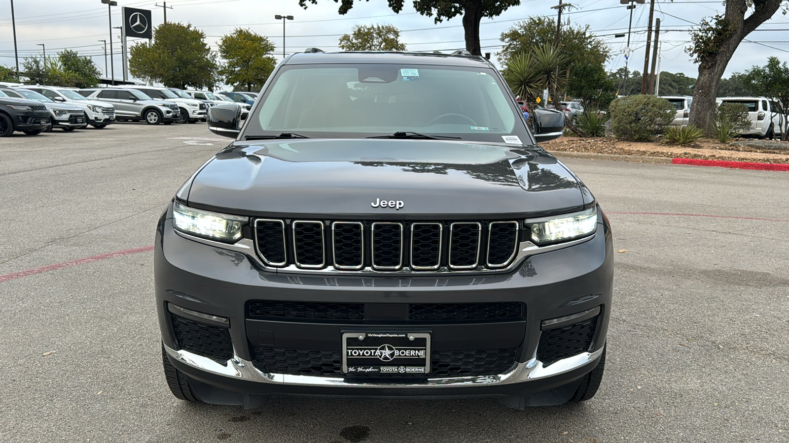 2021 Jeep Grand Cherokee L Limited 3