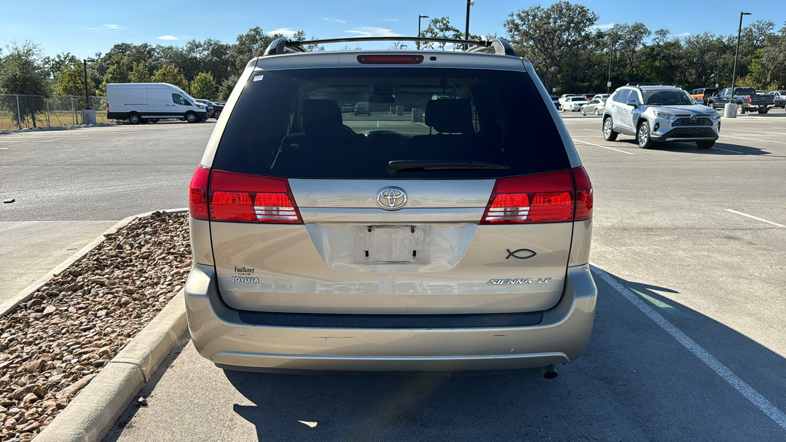 2004 Toyota Sienna LE 5