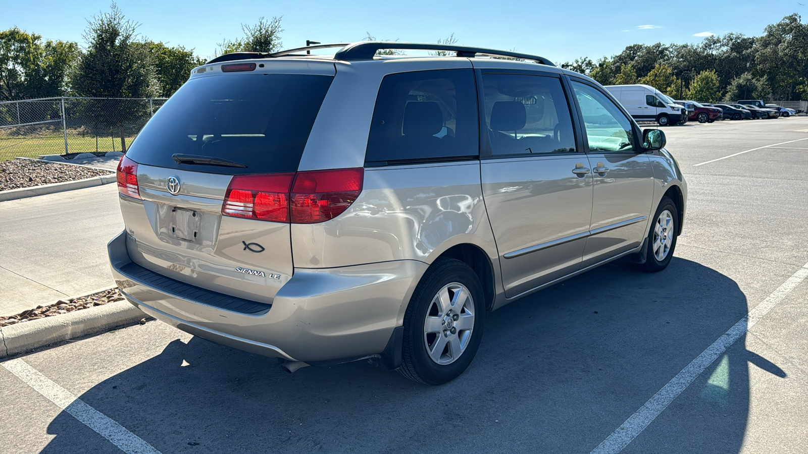 2004 Toyota Sienna LE 6