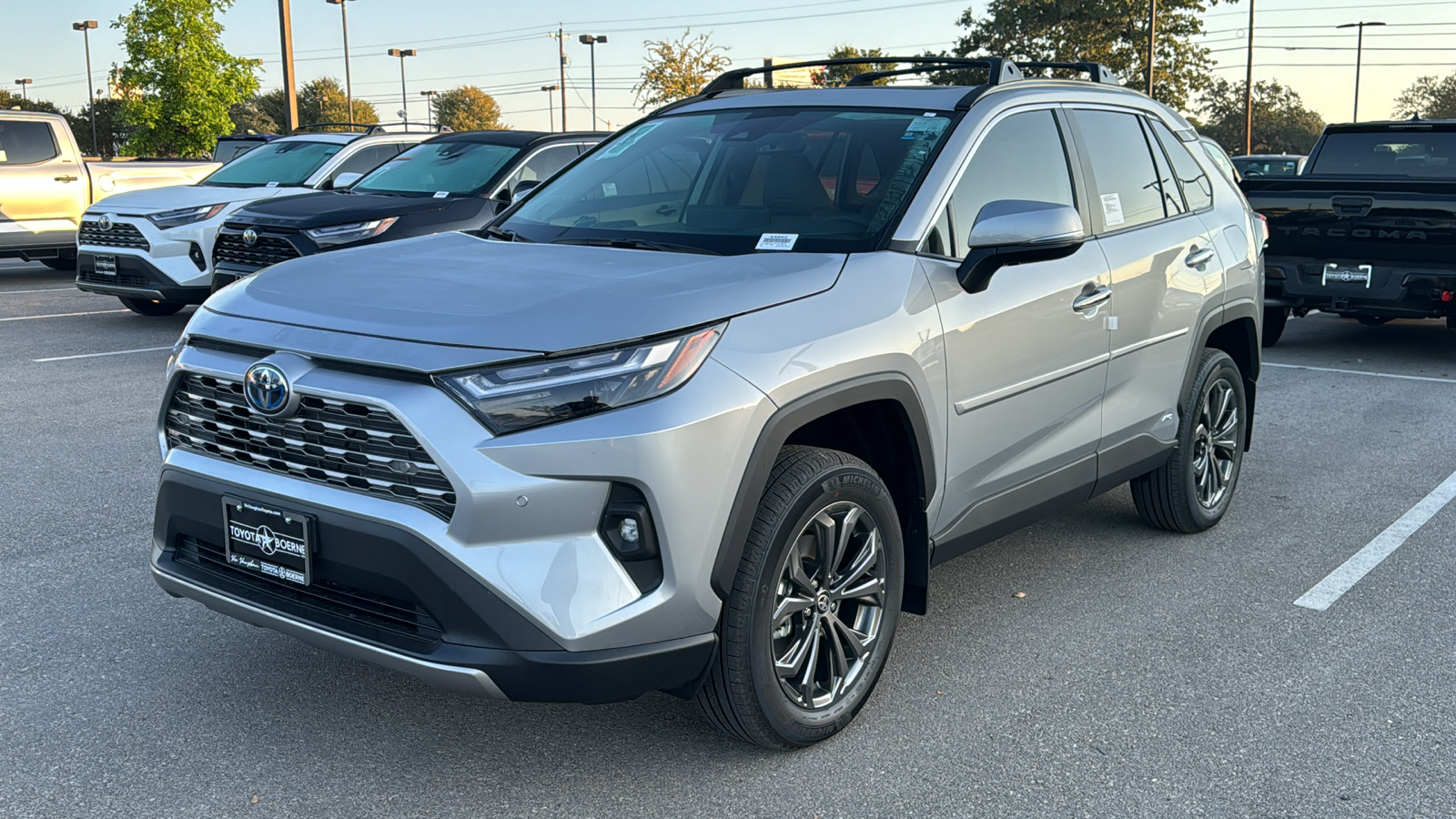 2024 Toyota RAV4 Hybrid Limited 3