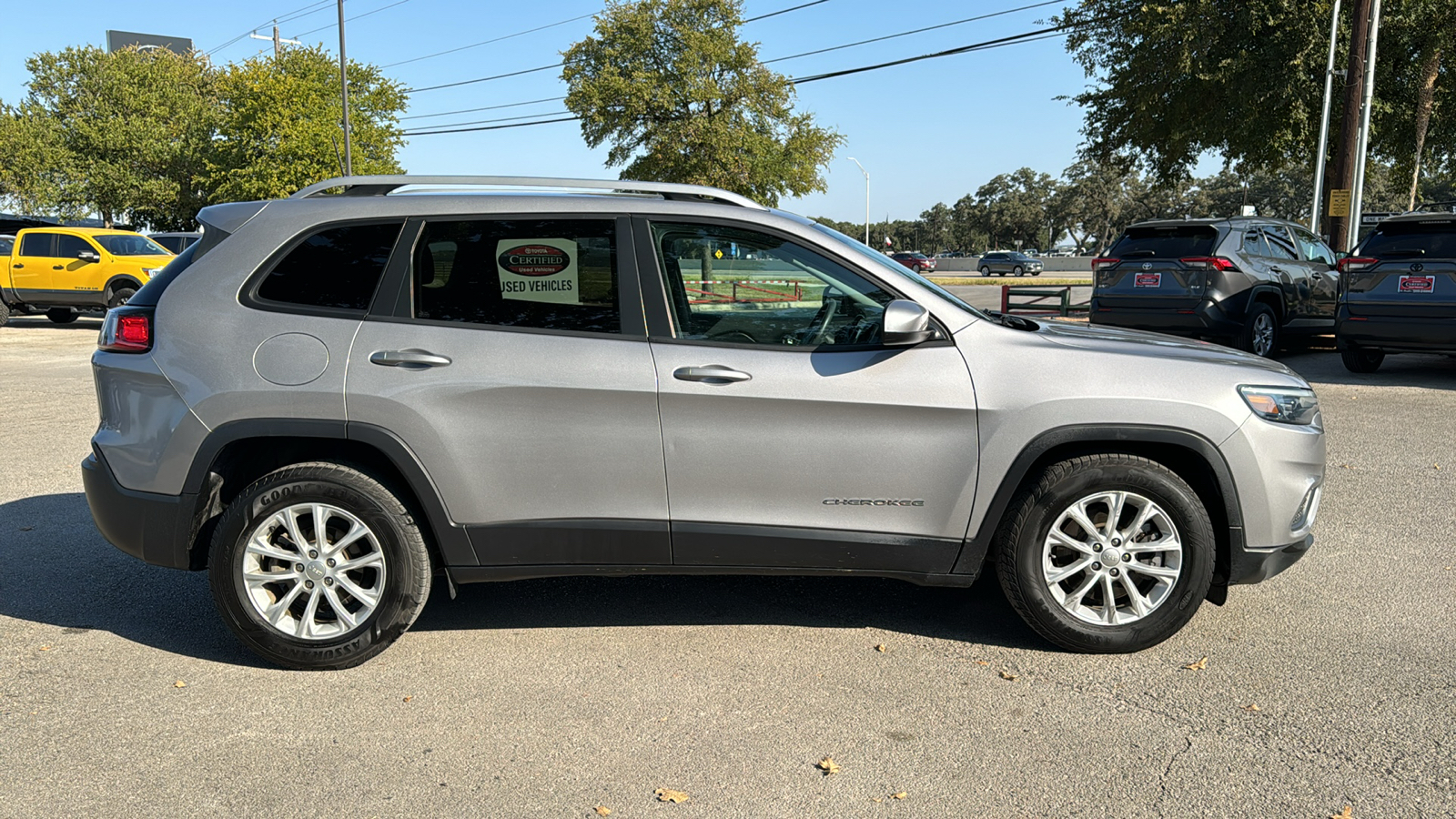 2020 Jeep Cherokee Latitude 8