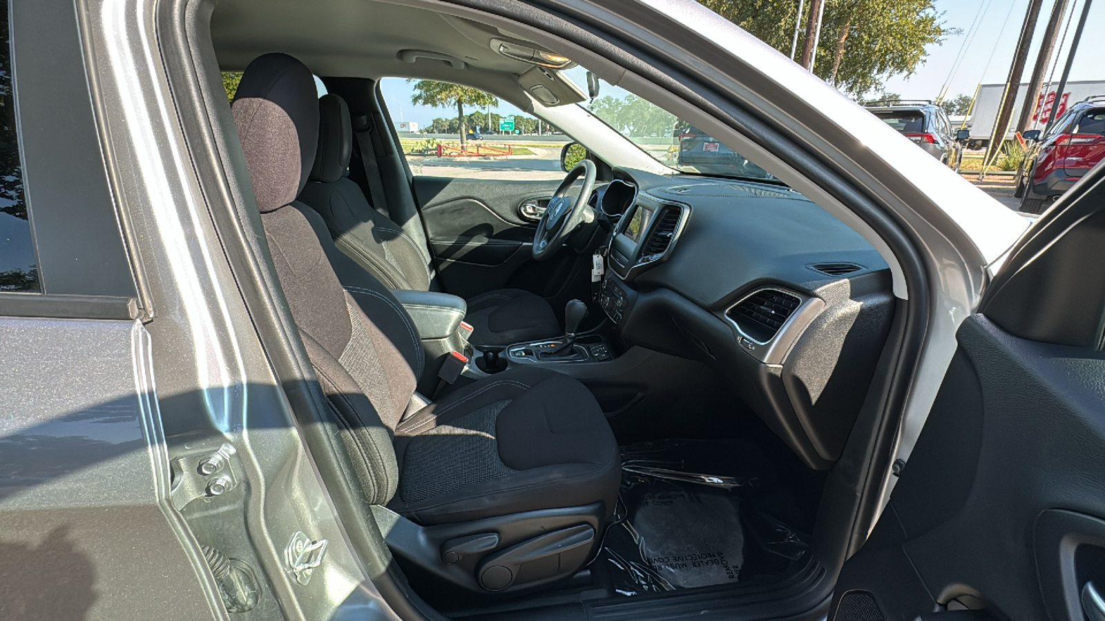 2020 Jeep Cherokee Latitude 22