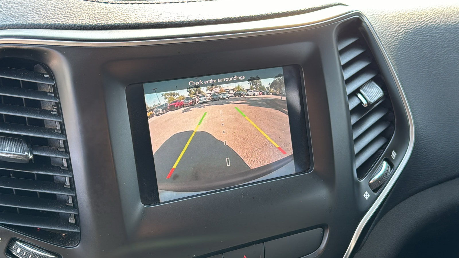 2020 Jeep Cherokee Latitude 33