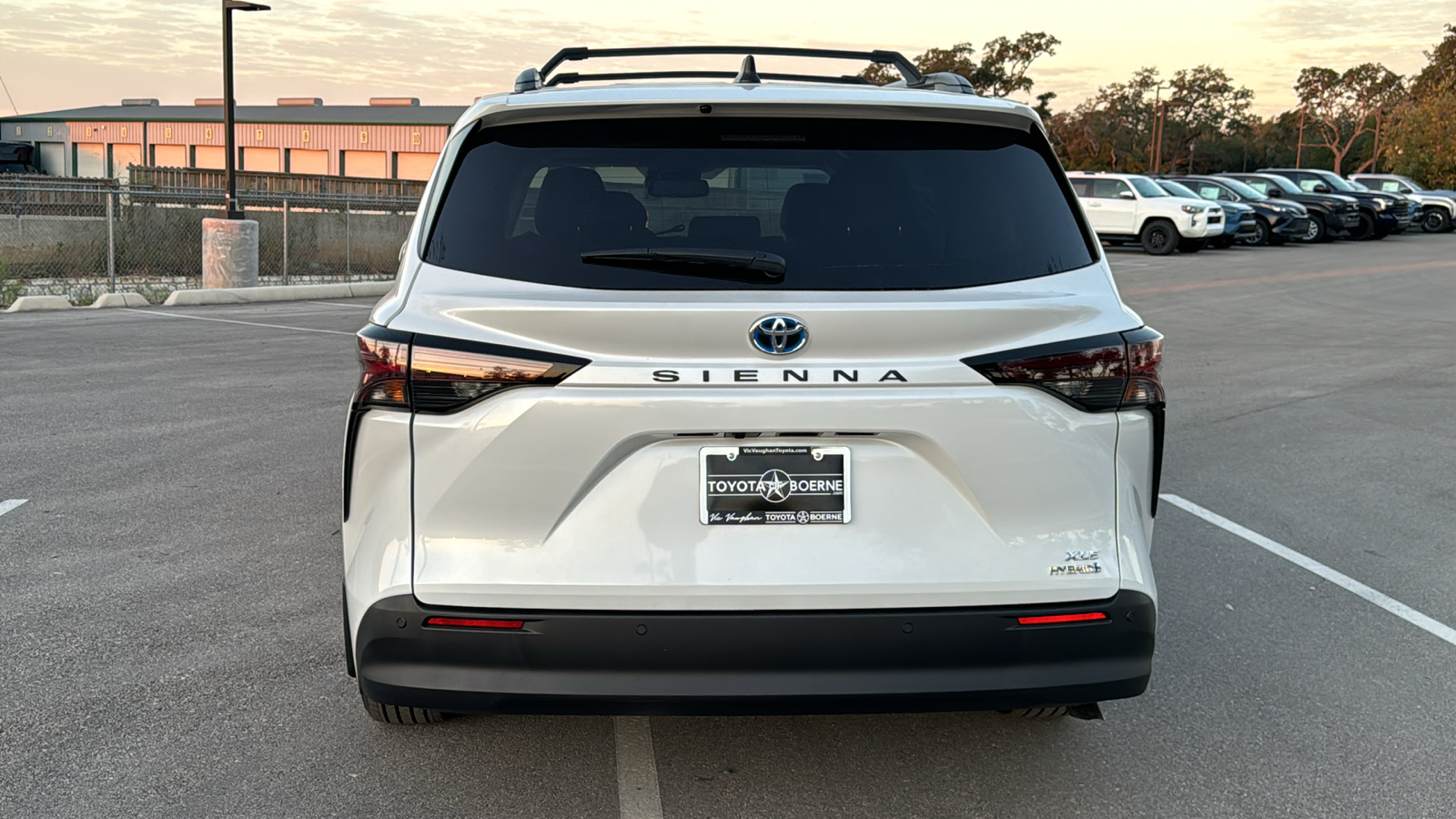 2024 Toyota Sienna XLE 6