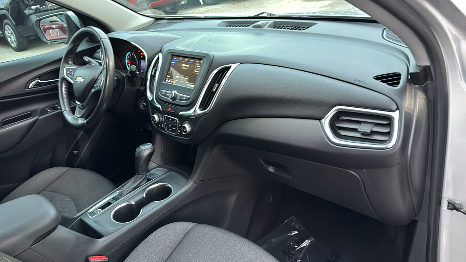 2019 Chevrolet Equinox LT 23