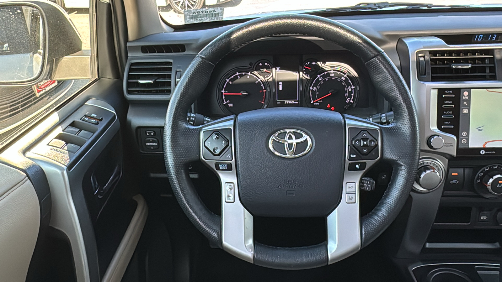 2023 Toyota 4Runner SR5 Premium 27