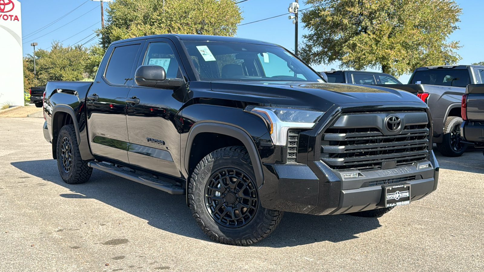 2025 Toyota Tundra SR5 24