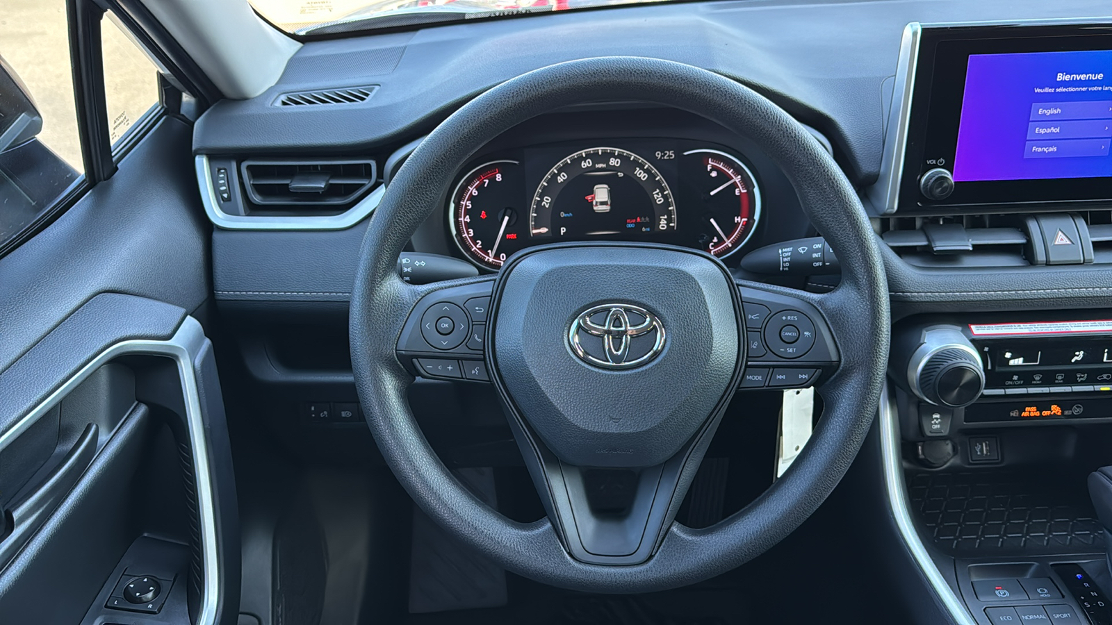 2024 Toyota RAV4 LE 17