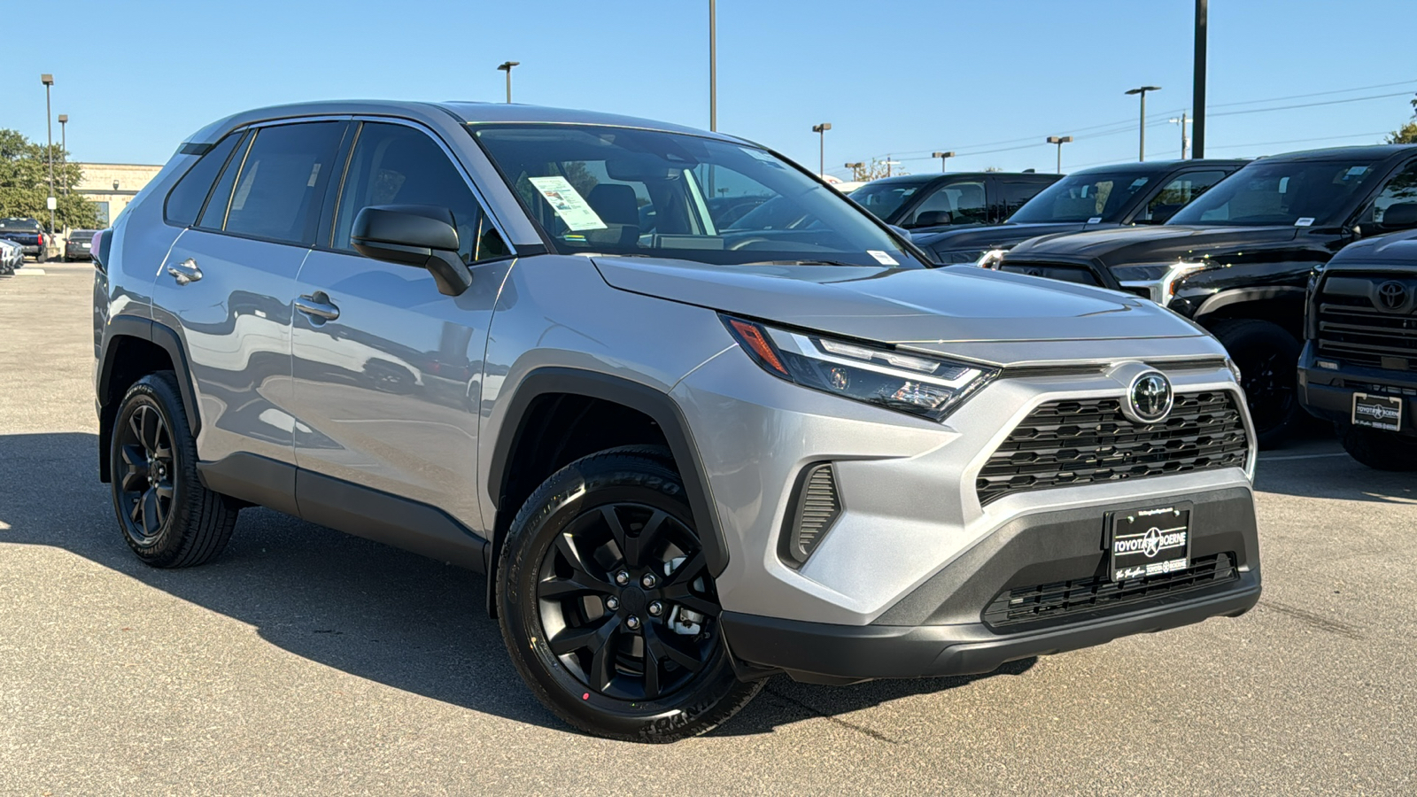 2024 Toyota RAV4 LE 24