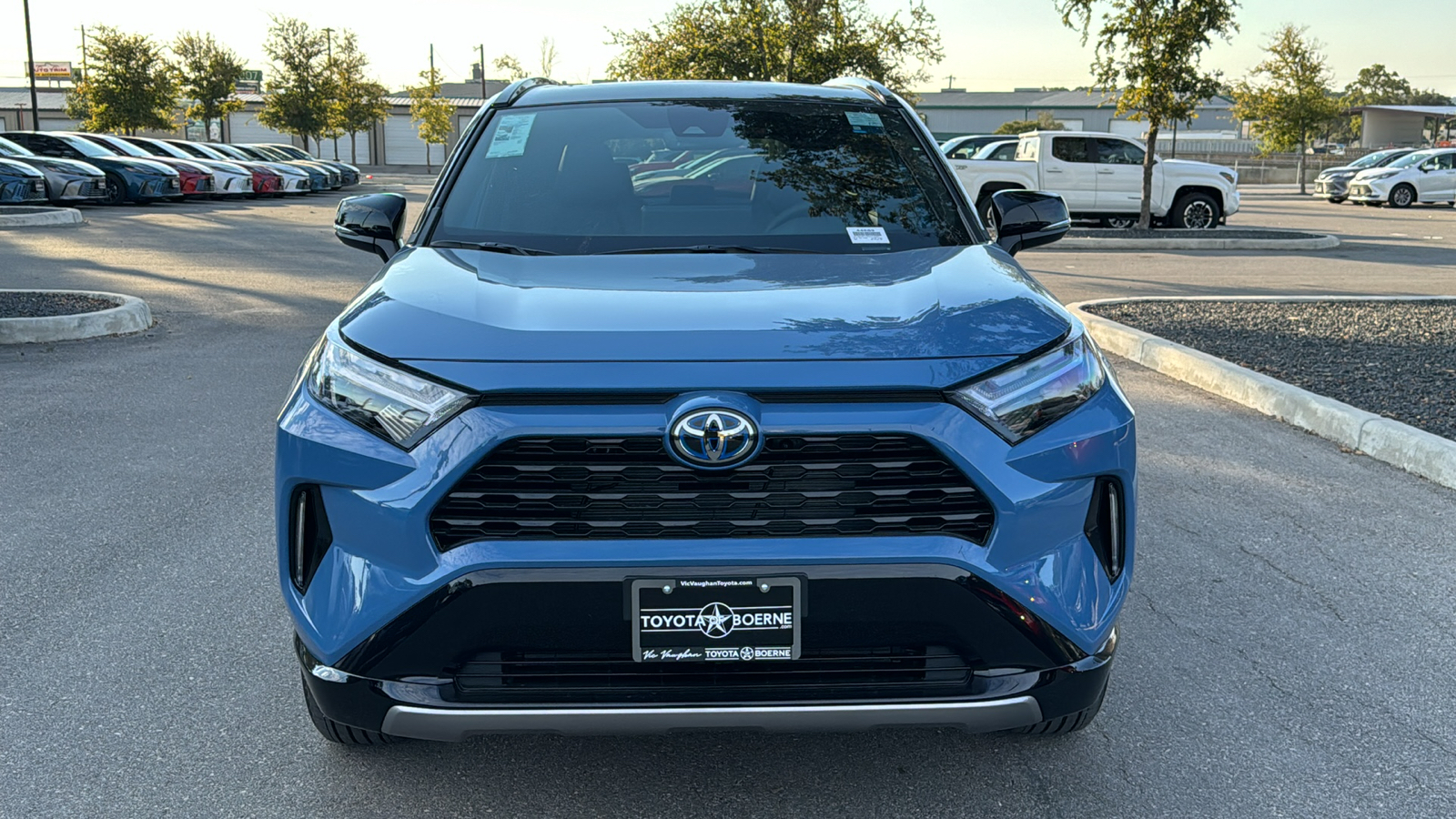 2024 Toyota RAV4 Hybrid XSE 2