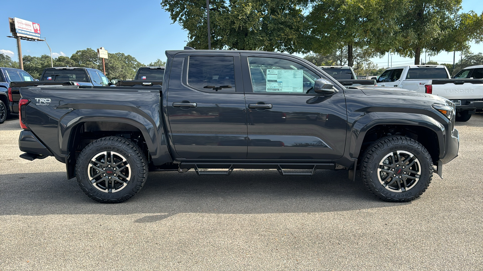 2024 Toyota Tacoma TRD Sport 8