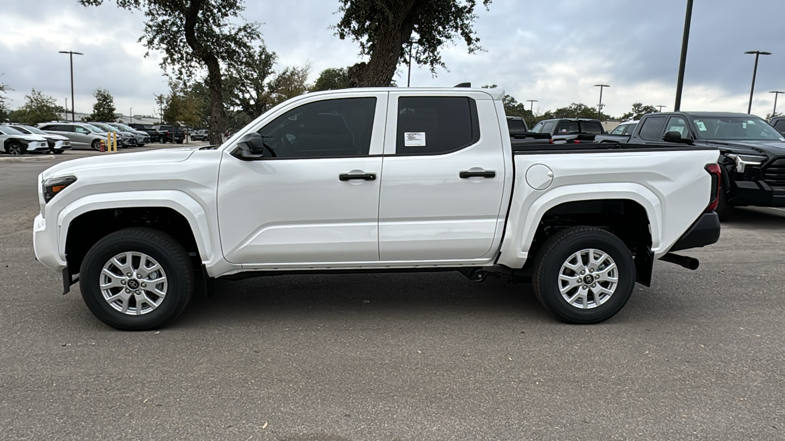 2024 Toyota Tacoma SR 4