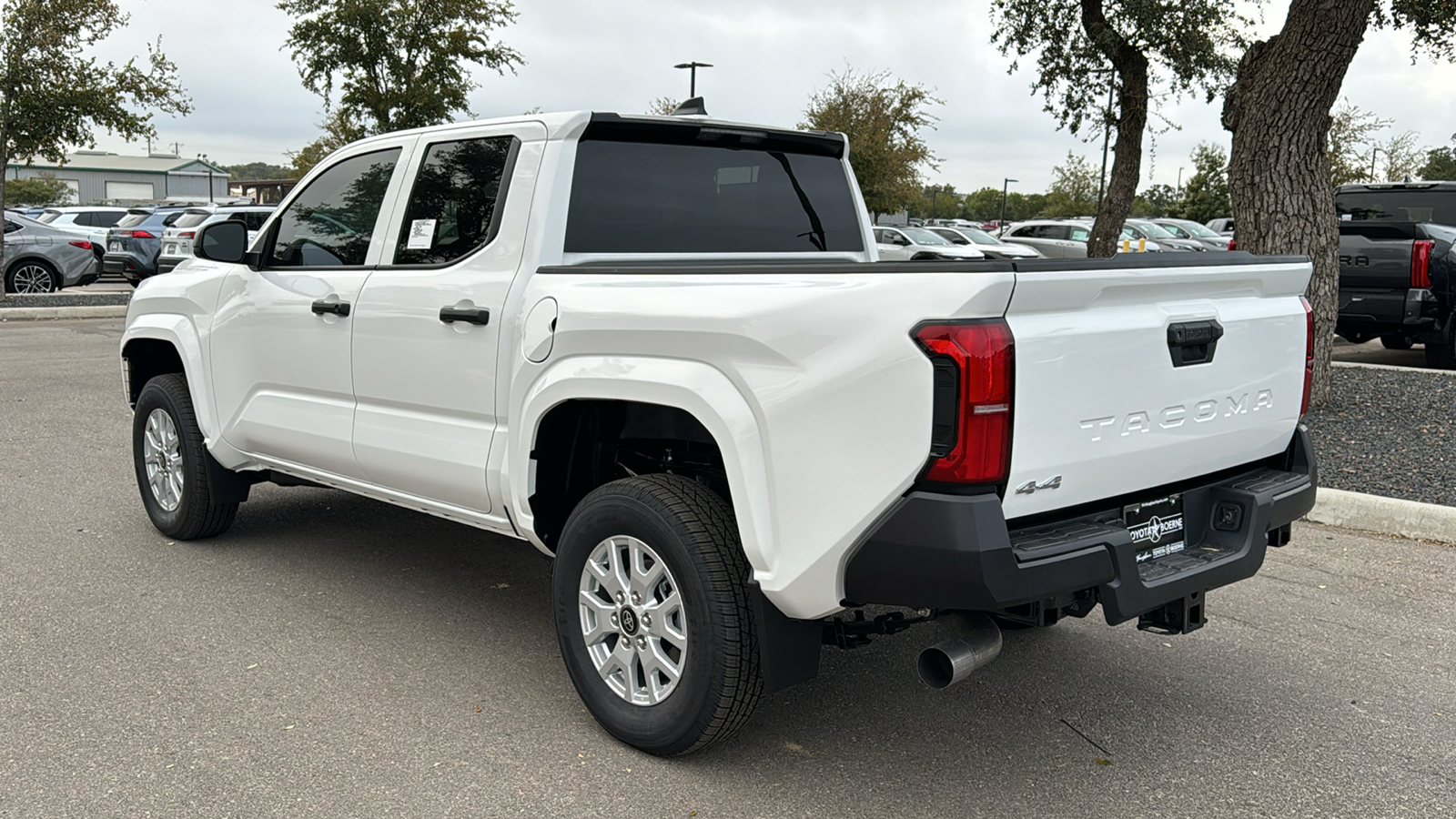 2024 Toyota Tacoma SR 5