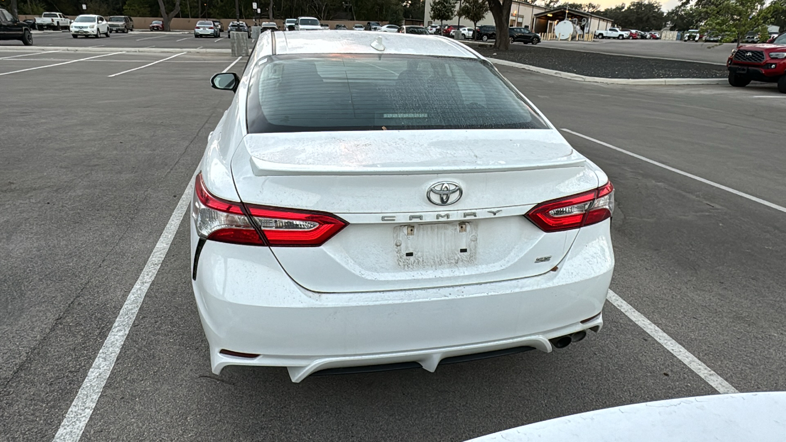 2020 Toyota Camry SE 5