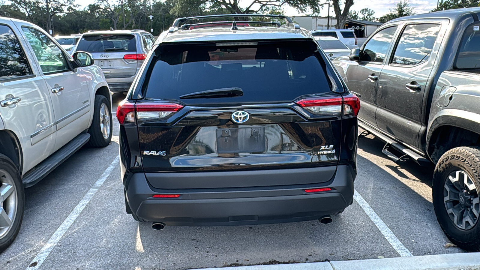 2021 Toyota RAV4 Hybrid XLE 5