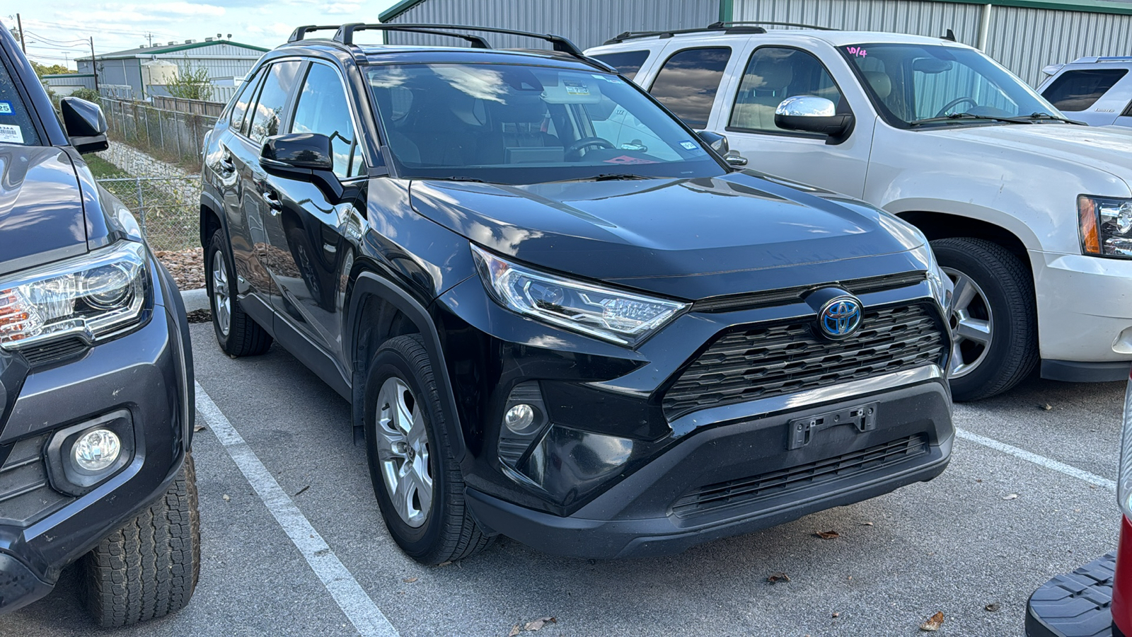 2021 Toyota RAV4 Hybrid XLE 11