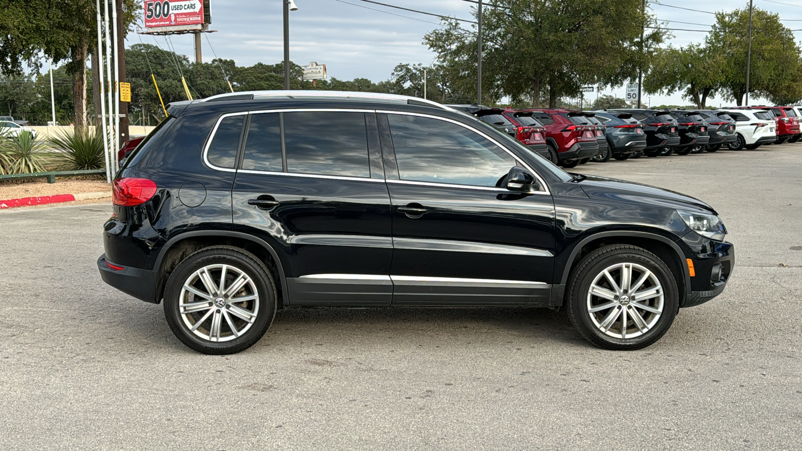 2013 Volkswagen Tiguan SE 10