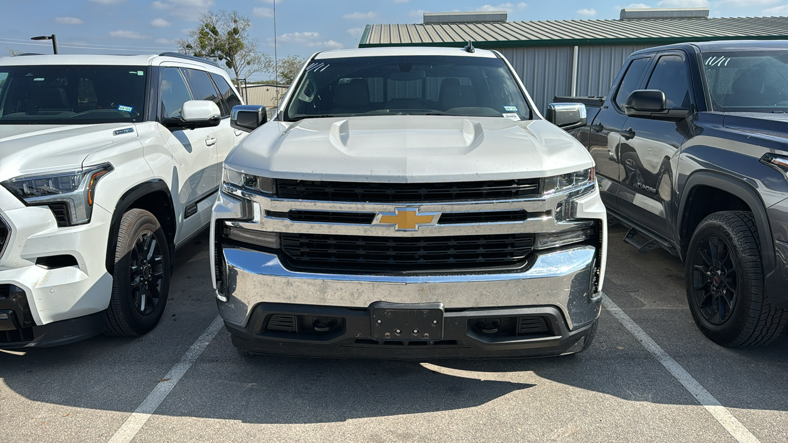 2021 Chevrolet Silverado 1500 LT 3