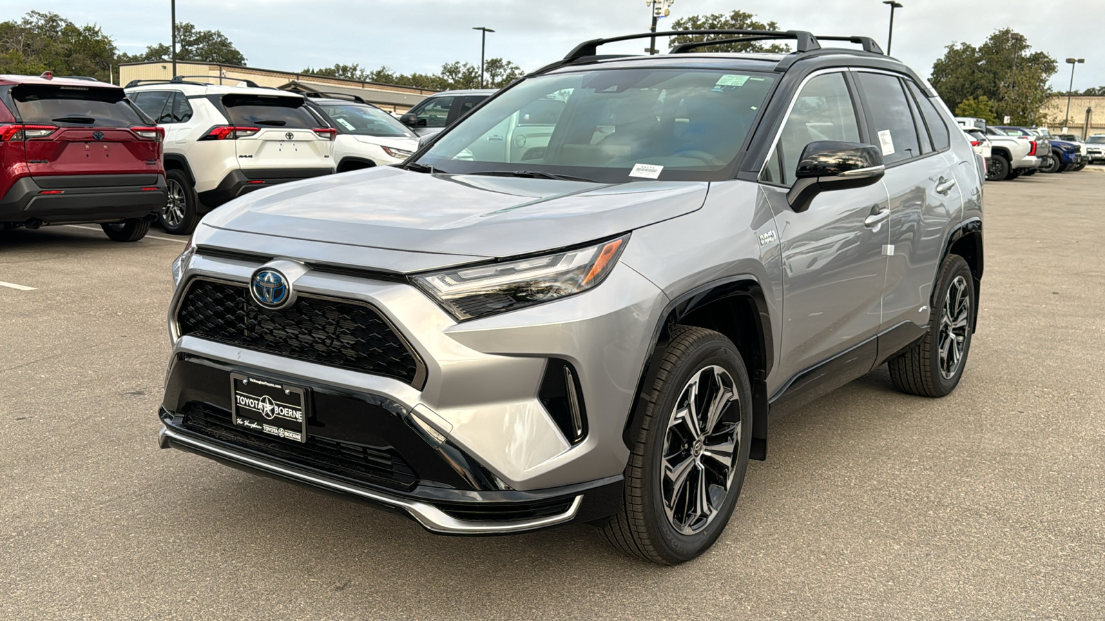 2024 Toyota RAV4 Prime XSE 3