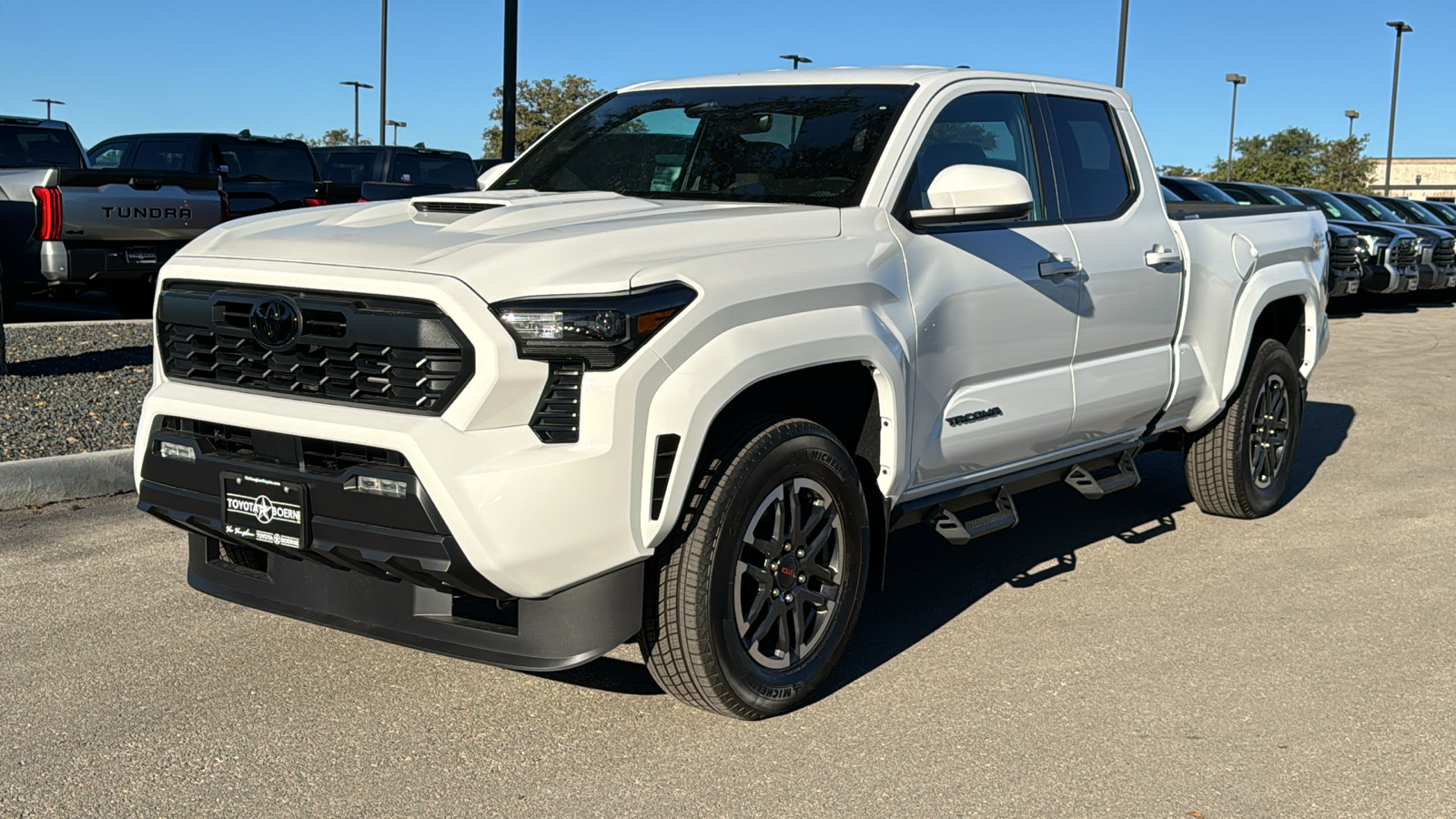 2024 Toyota Tacoma TRD Sport 3