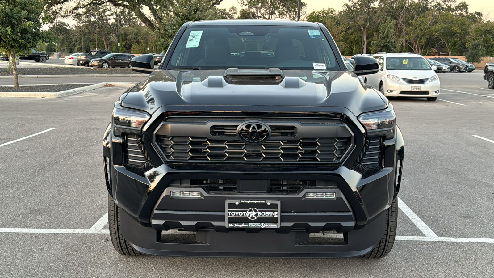 2024 Toyota Tacoma TRD Sport 2