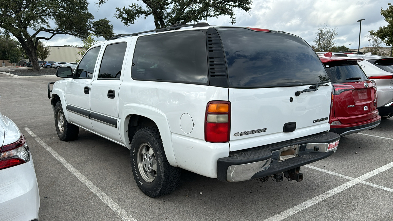 2003 Chevrolet Suburban 1500 LS 4