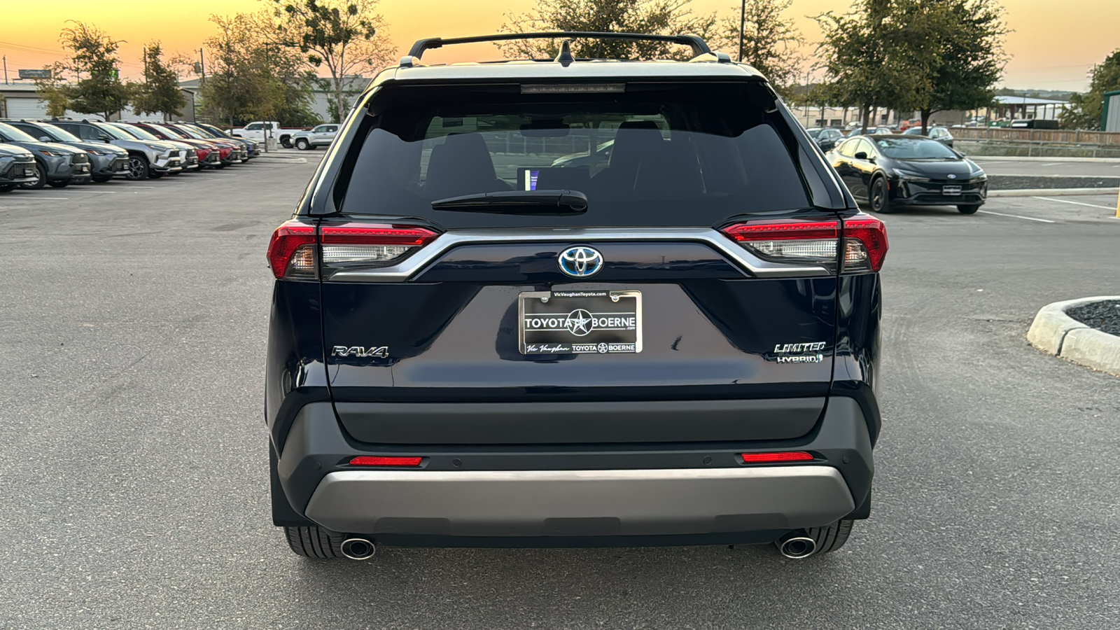 2024 Toyota RAV4 Hybrid Limited 6