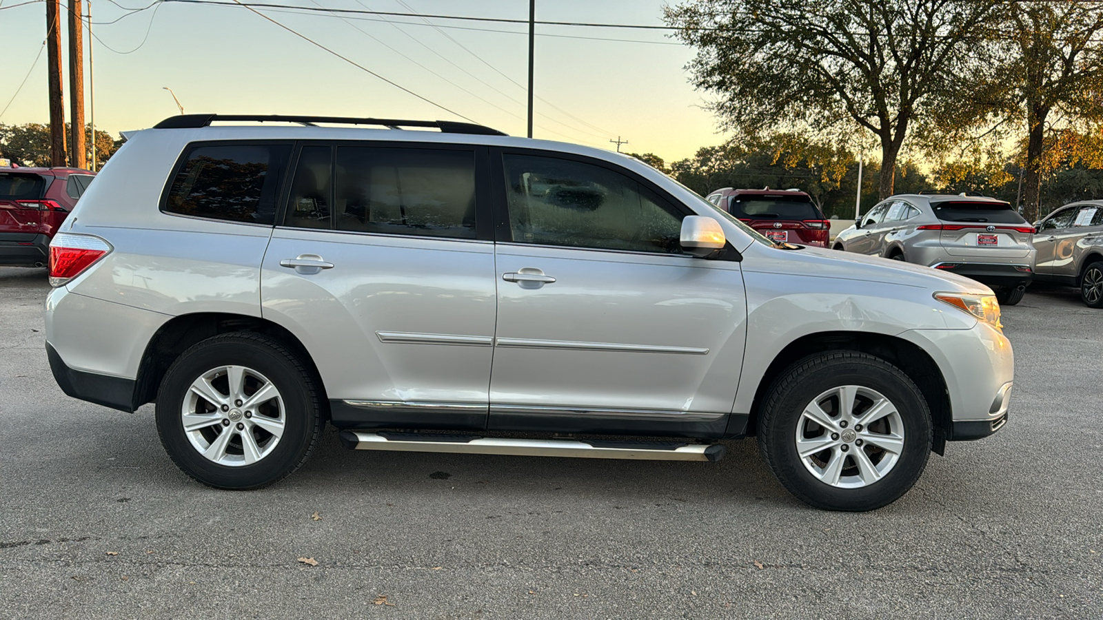 2013 Toyota Highlander SE 9