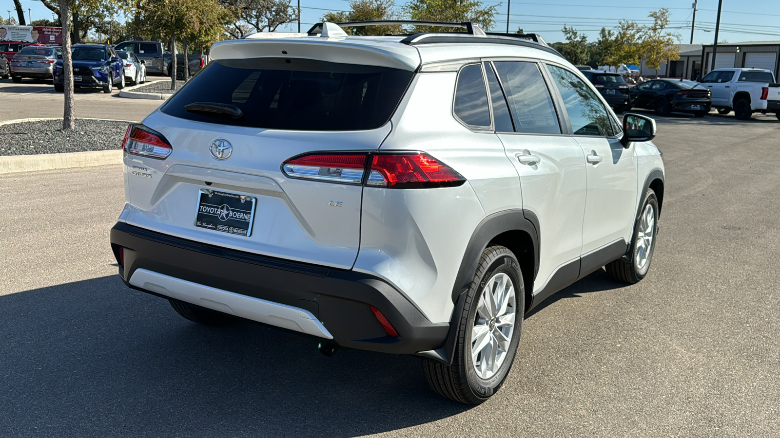 2024 Toyota Corolla Cross LE 7