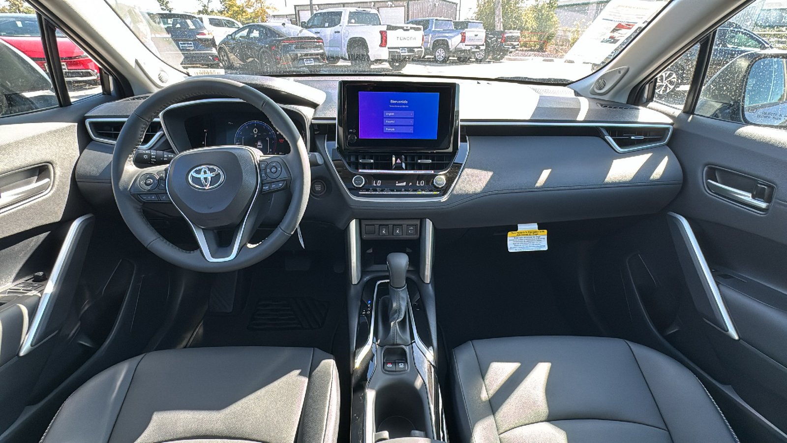 2024 Toyota Corolla Cross XLE 16