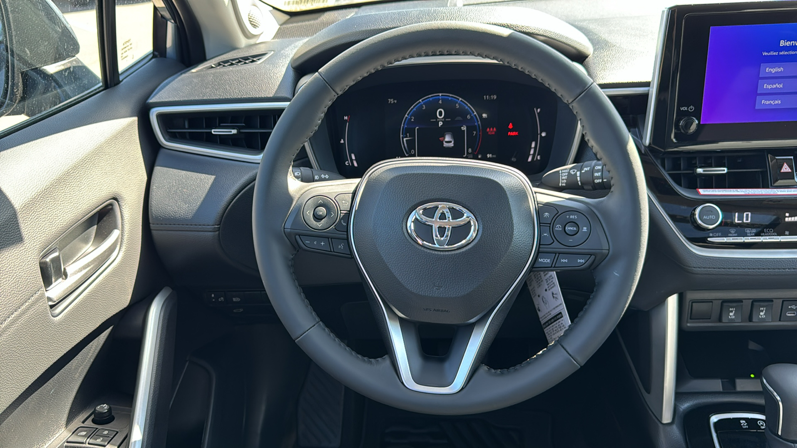 2024 Toyota Corolla Cross XLE 17