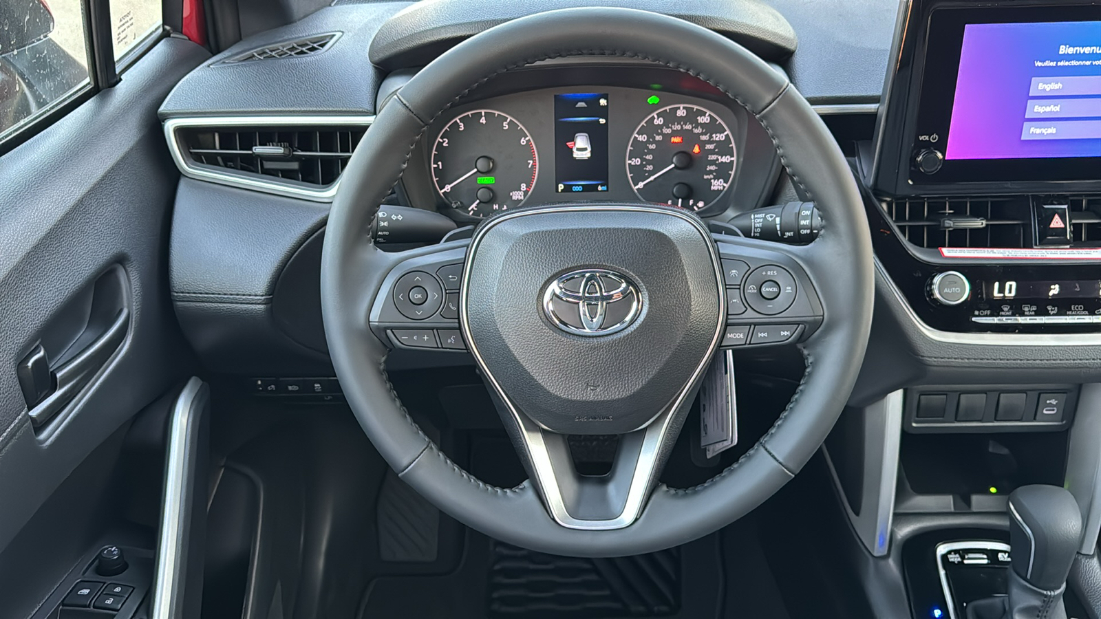 2024 Toyota Corolla Cross Hybrid SE 18