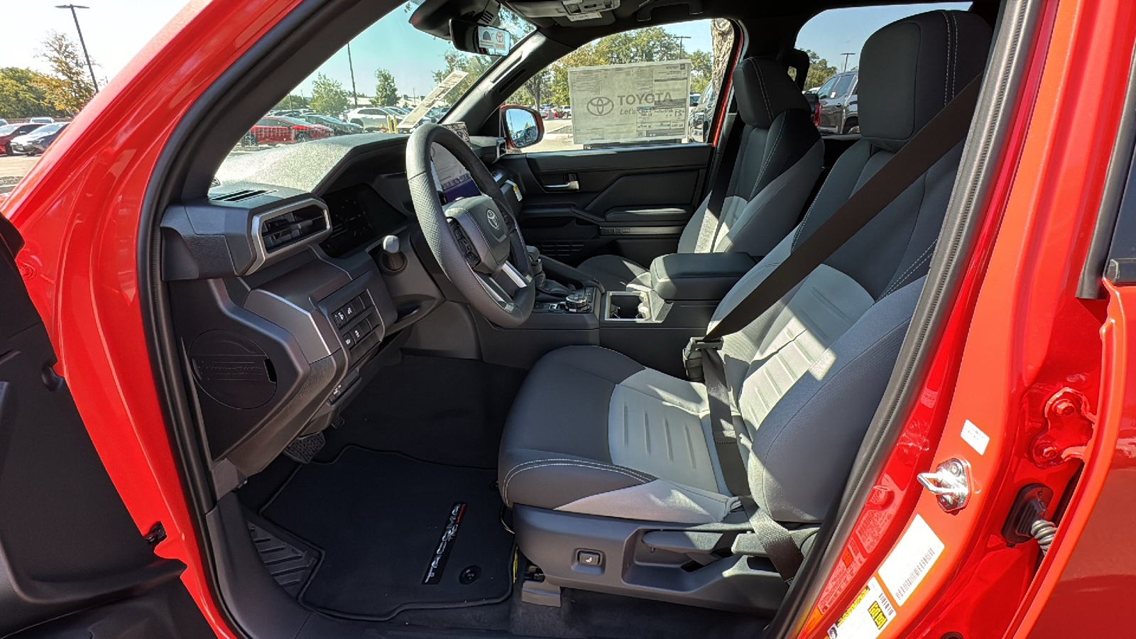 2024 Toyota Tacoma TRD Off-Road 13