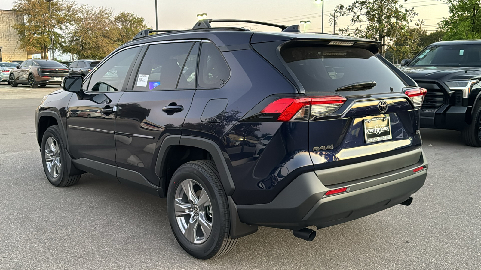 2024 Toyota RAV4 XLE 5