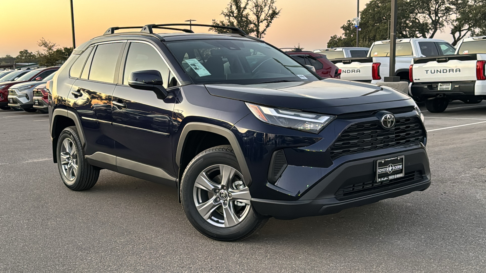 2024 Toyota RAV4 XLE 24