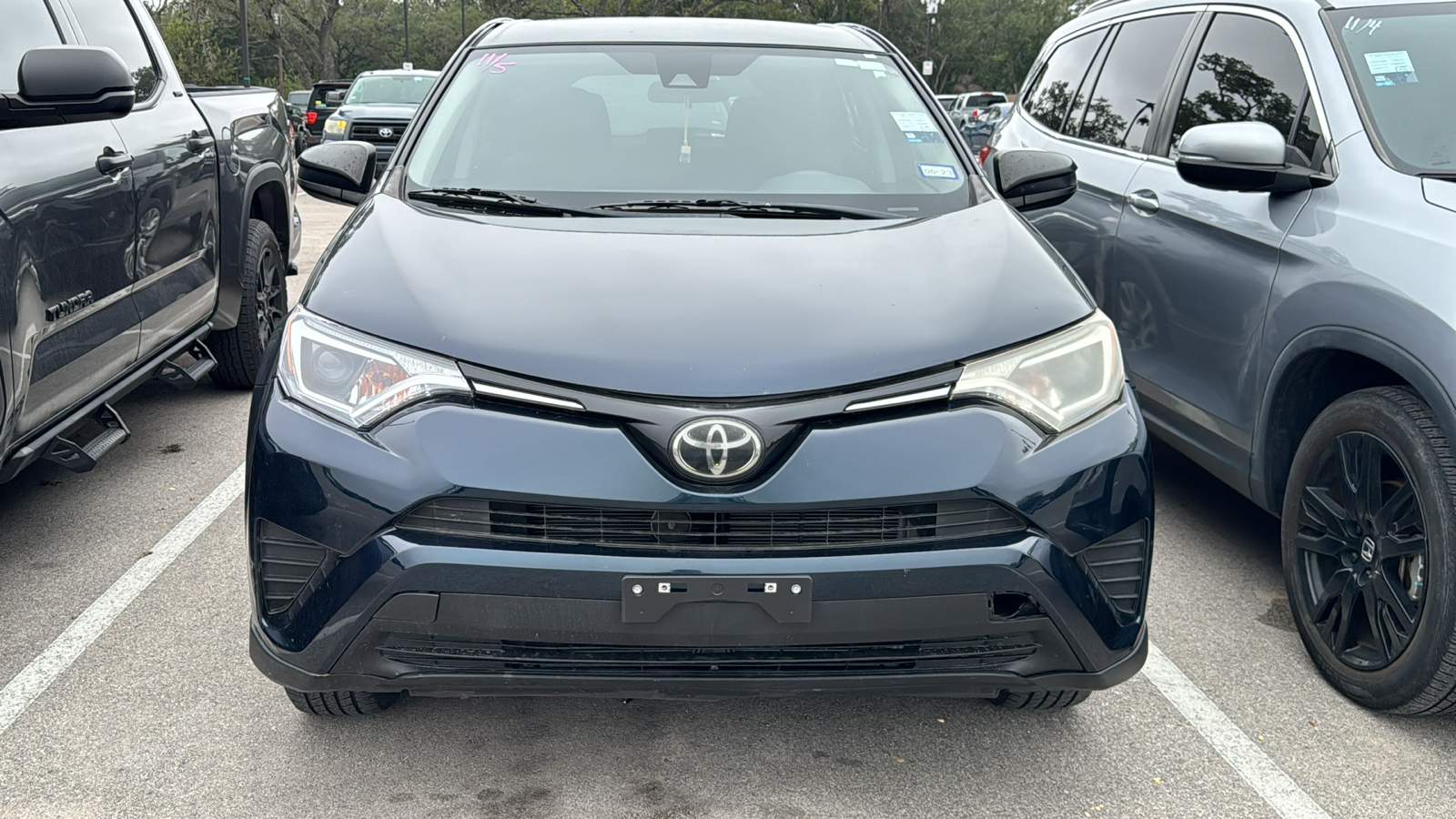 2018 Toyota RAV4 LE 3