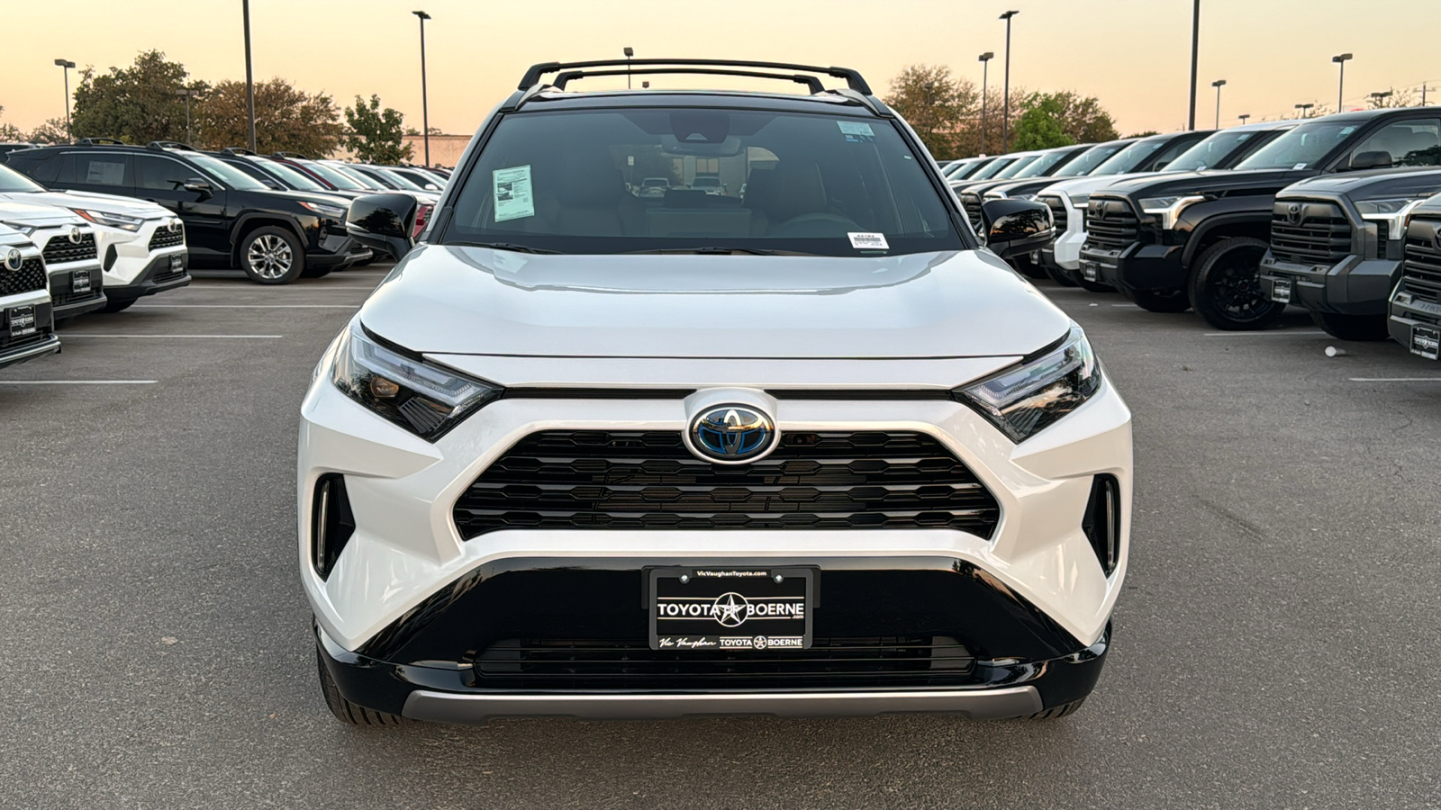 2024 Toyota RAV4 Hybrid XSE 2