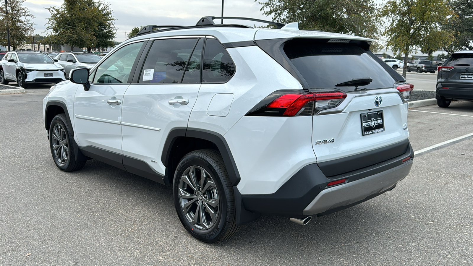 2024 Toyota RAV4 Hybrid Limited 5