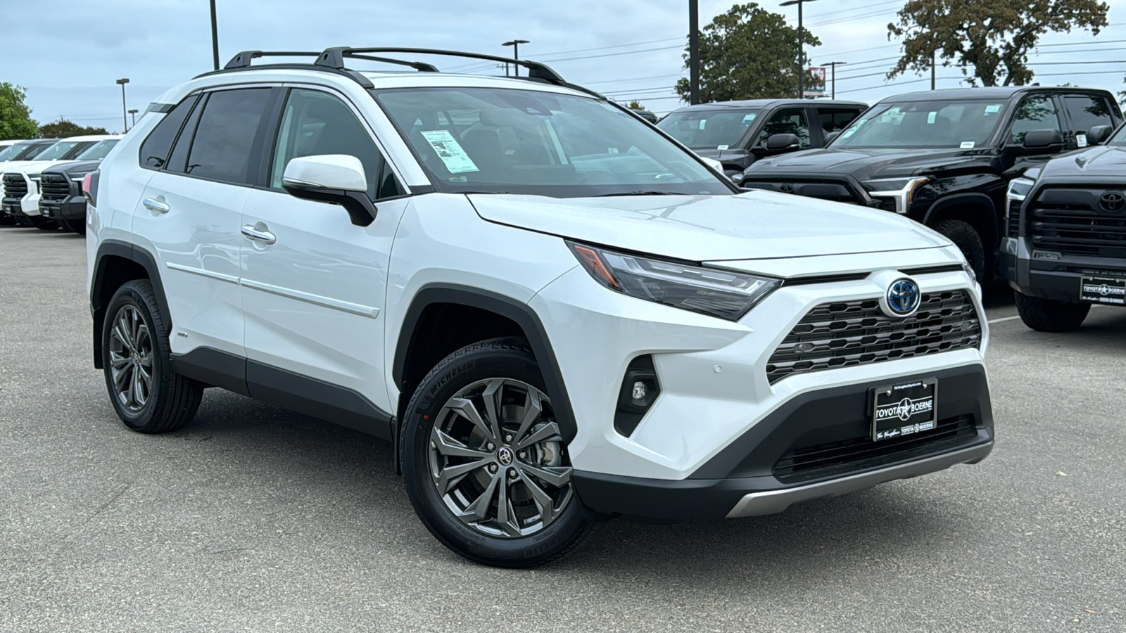 2024 Toyota RAV4 Hybrid Limited 24