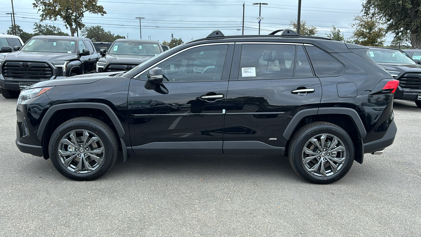 2024 Toyota RAV4 Hybrid Limited 4