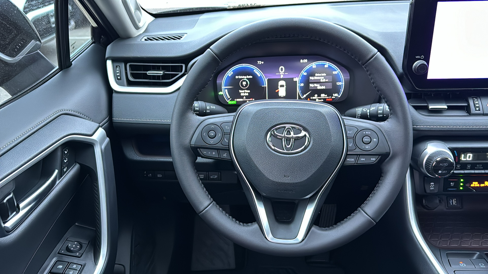 2024 Toyota RAV4 Hybrid Limited 17