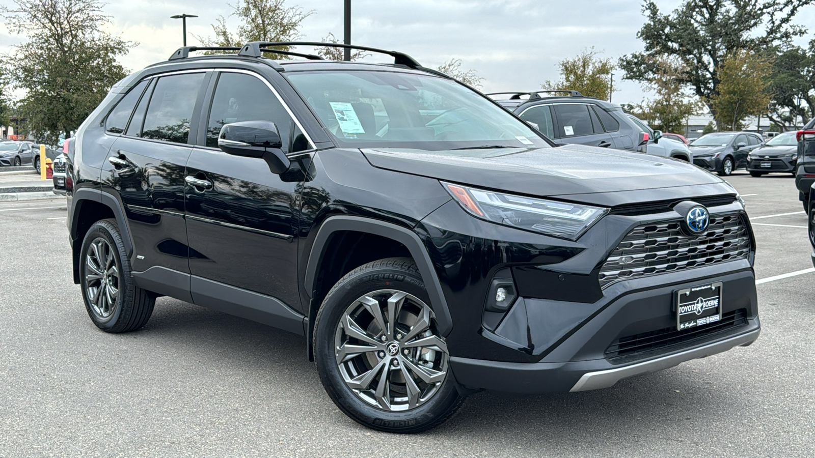 2024 Toyota RAV4 Hybrid Limited 24