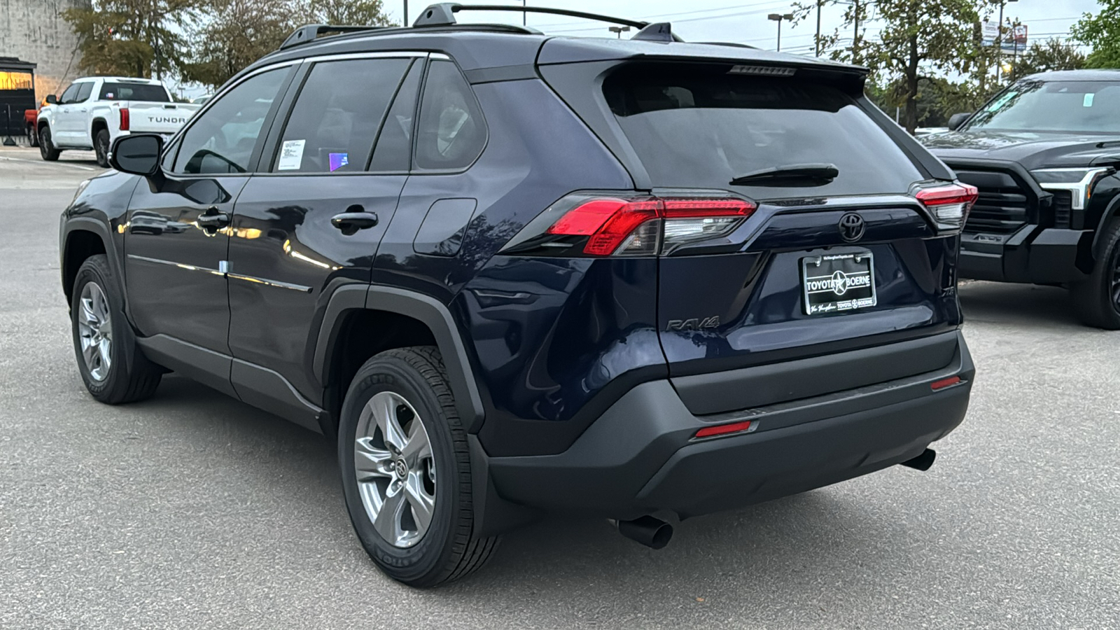 2024 Toyota RAV4 XLE 5