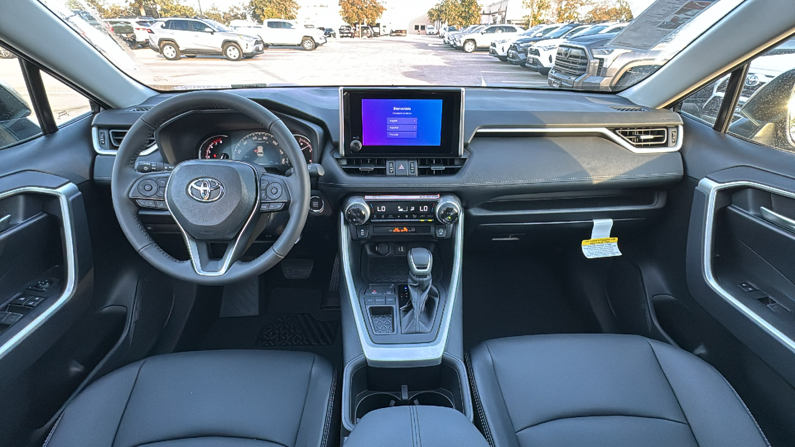 2024 Toyota RAV4 XLE Premium 16