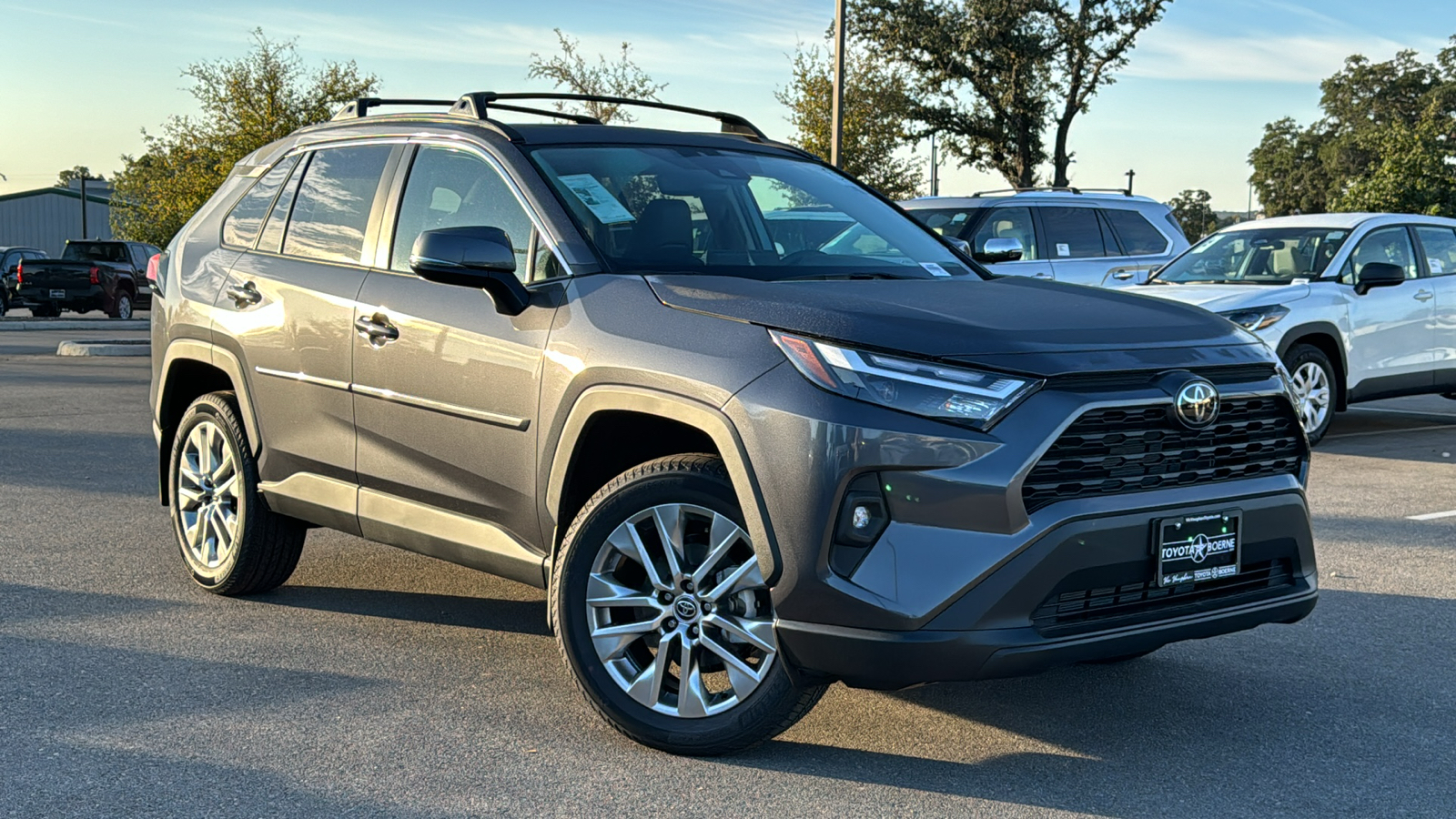 2024 Toyota RAV4 XLE Premium 24